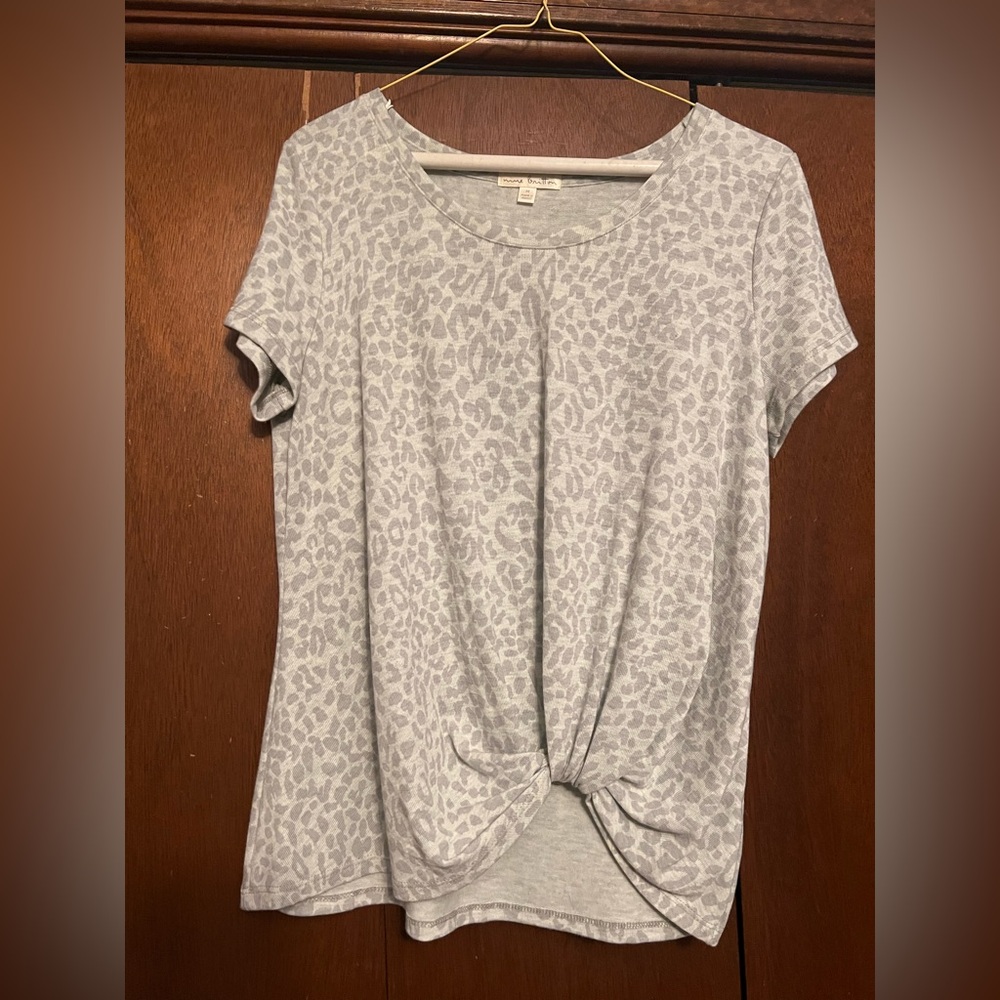Nine Britton Gray Tie Front Short Sleeve T-Shirt